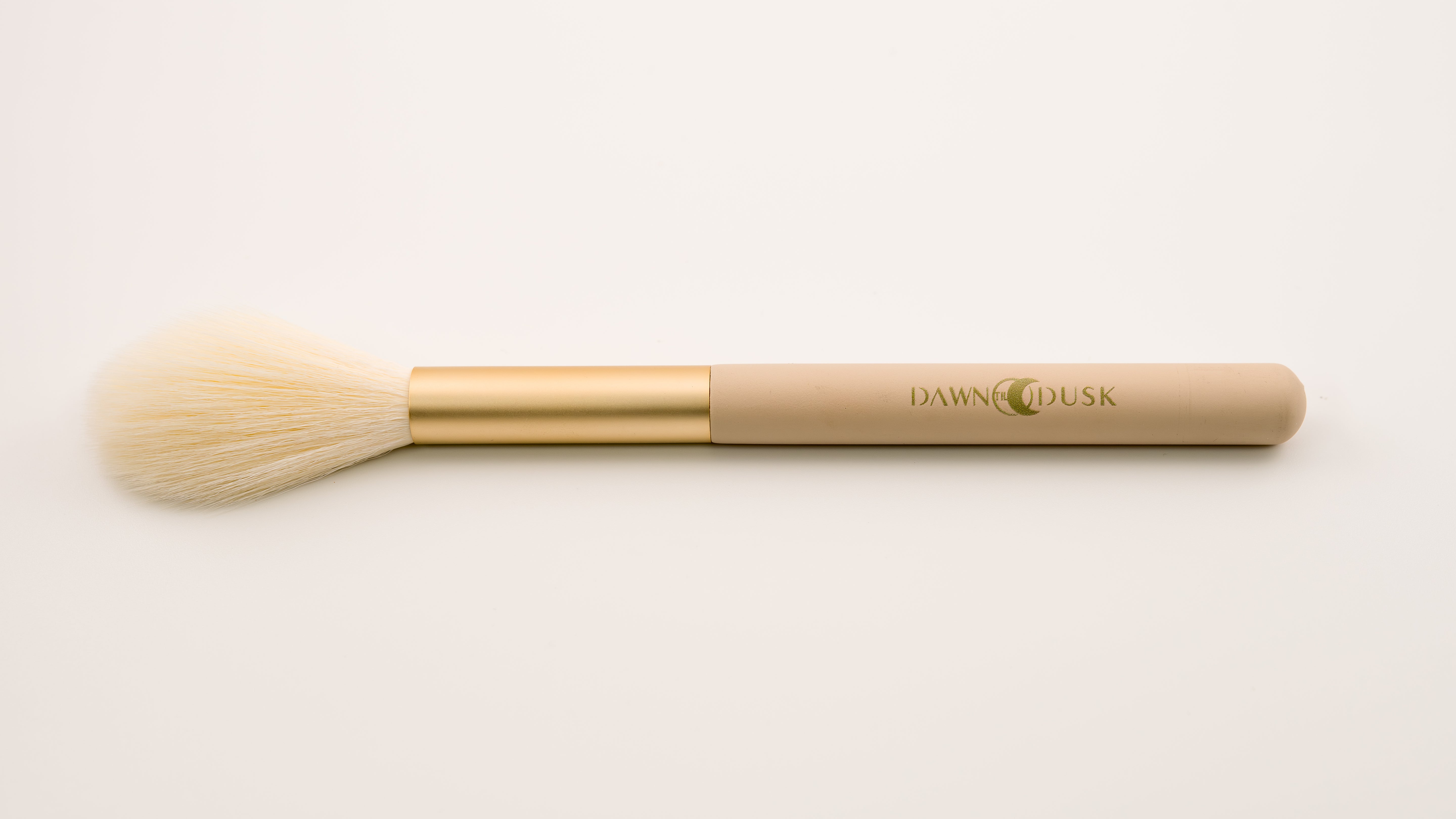 Stardust Fluffy Highlighter Brush