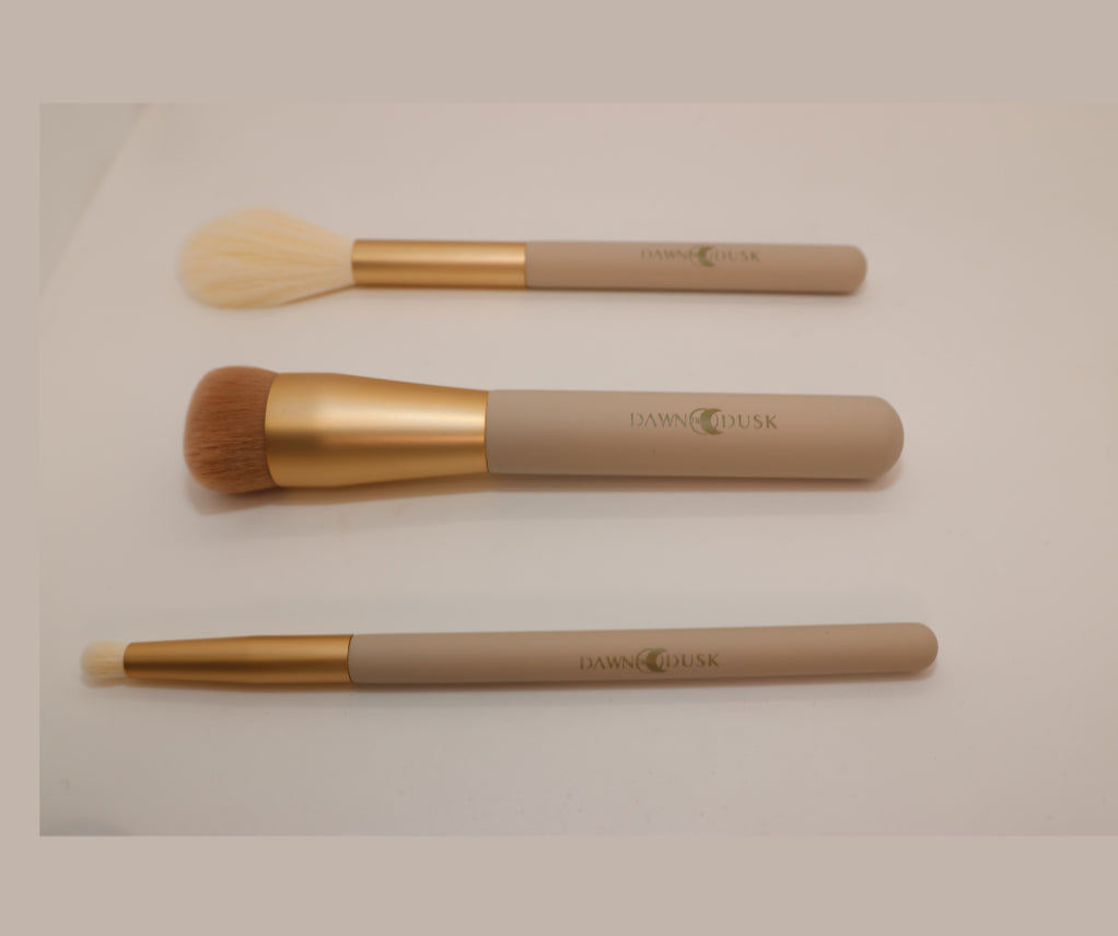 Dawn Til Dusk Brush Set image 1